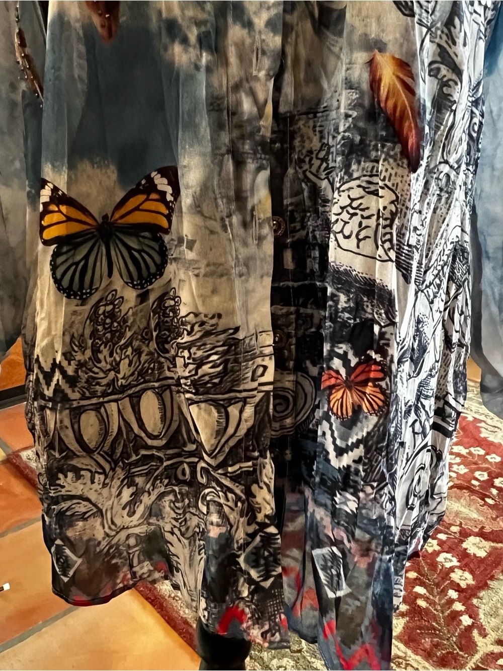 TRICOTTO Women's Sz XS  Tunic Top Shirt Wearable Art Butterfly Print Sequins - Picture 2 of 10
